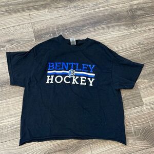 Bentley University Hockey Cropped Tee
